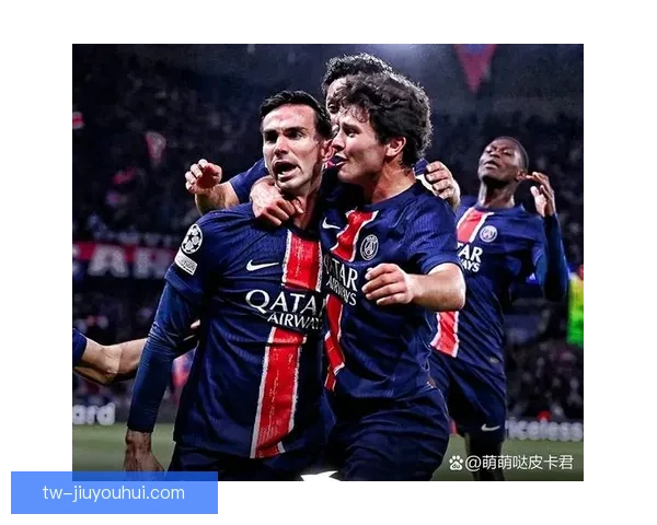 努涅斯对阵巴黎圣日耳曼亚冠低迷表现的战术与心理原因剖析全景解